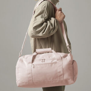 Small training holdall
