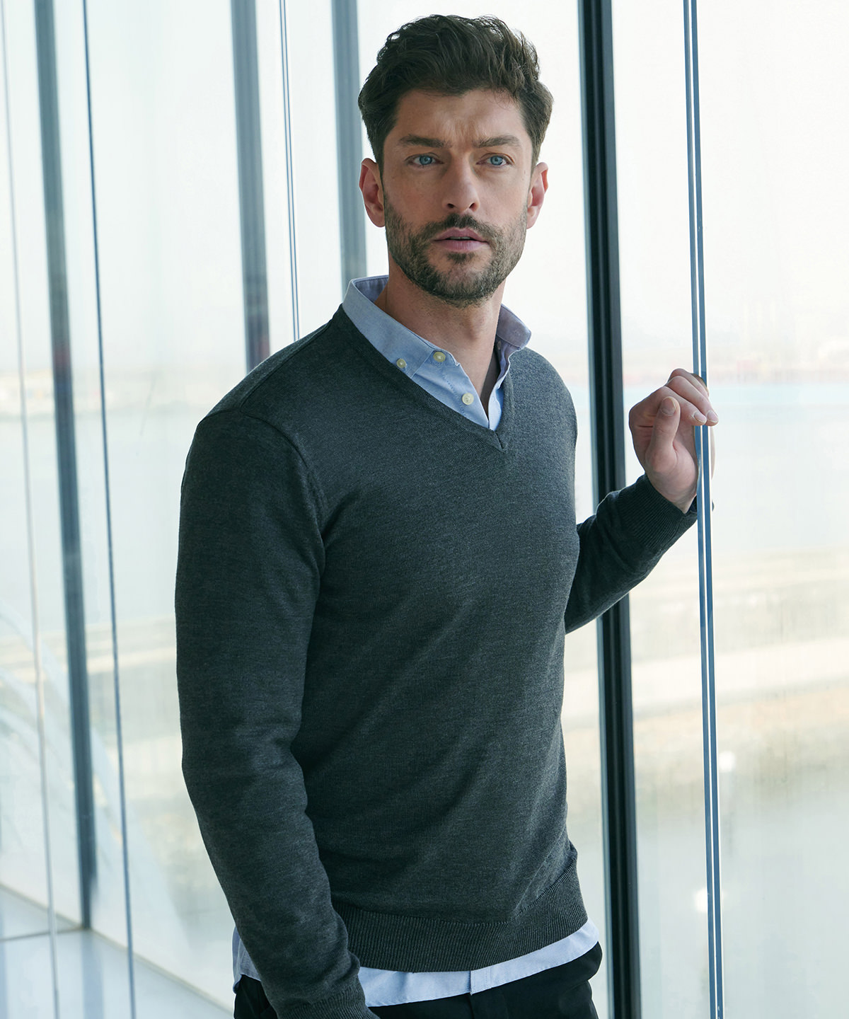 12 gauge v-neck jumper