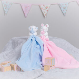 Baby animal comforter with rattle