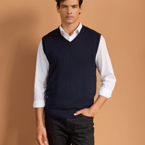 Sleeveless knitted sweater