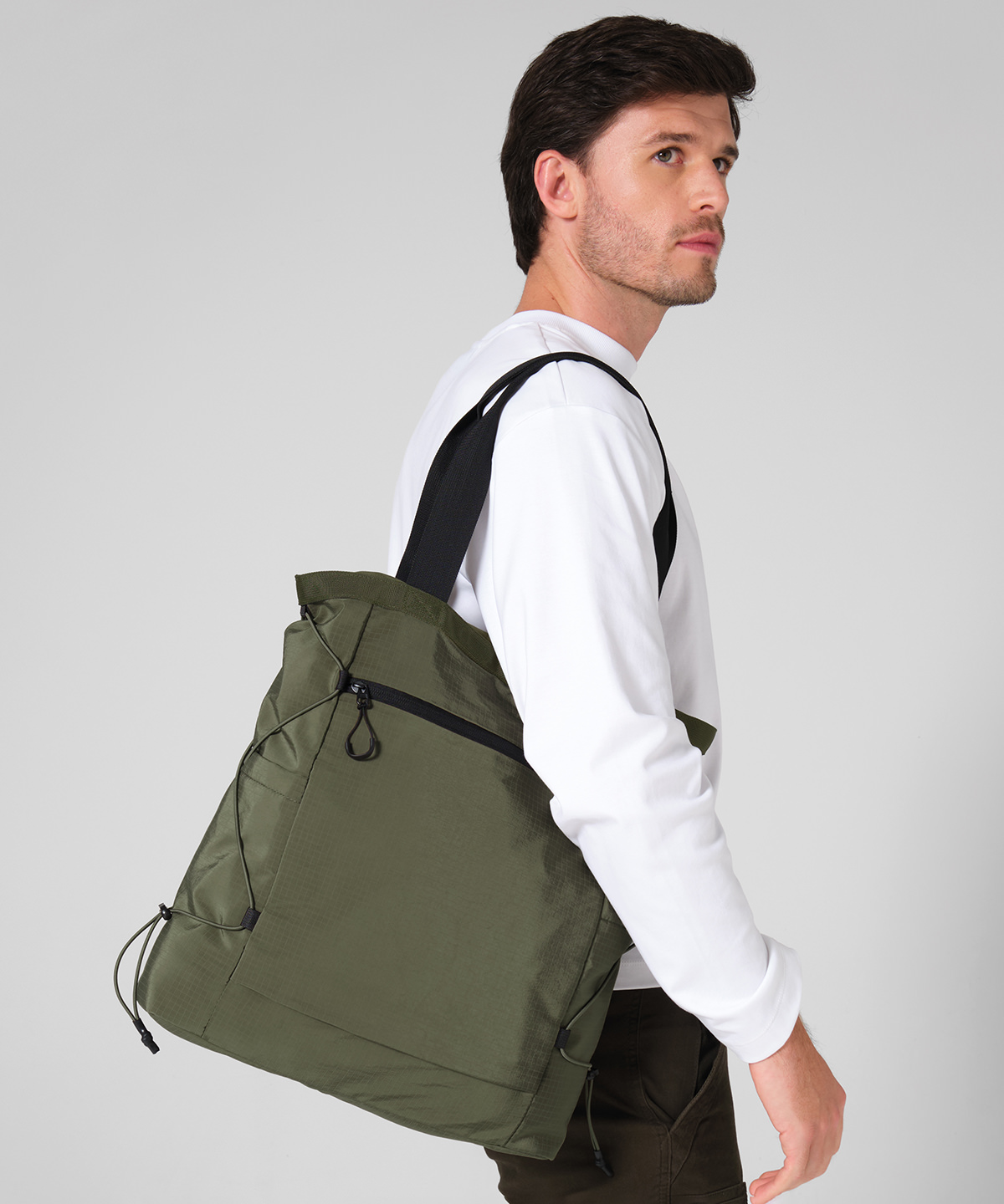 Active outdoor 30 litre backpack