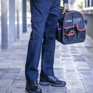 Pro essential cargo trousers