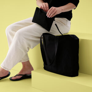 Cruise recycled tote with detachable purse