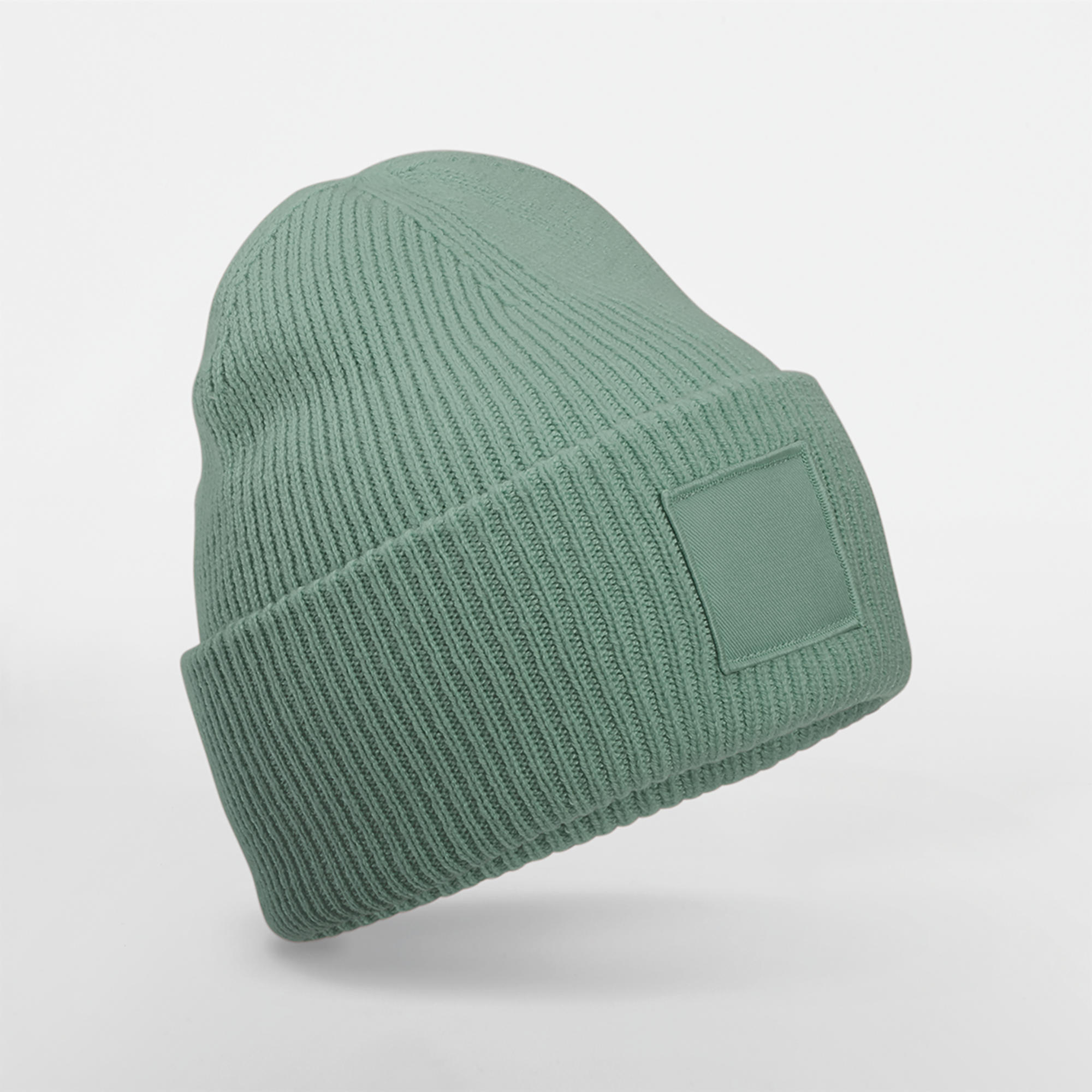 Beechfield® Muts met brede revers en toon-op-toon patch — Dusty Green