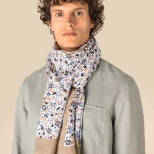 Spasso Uniseks tulbanddoek met bloemenmotief  — White Floral Blue