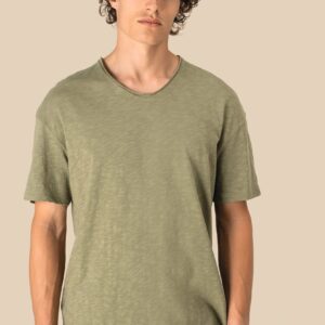 Spasso Ecologisch heren-T-shirt met slubhals en afhangende schouders
