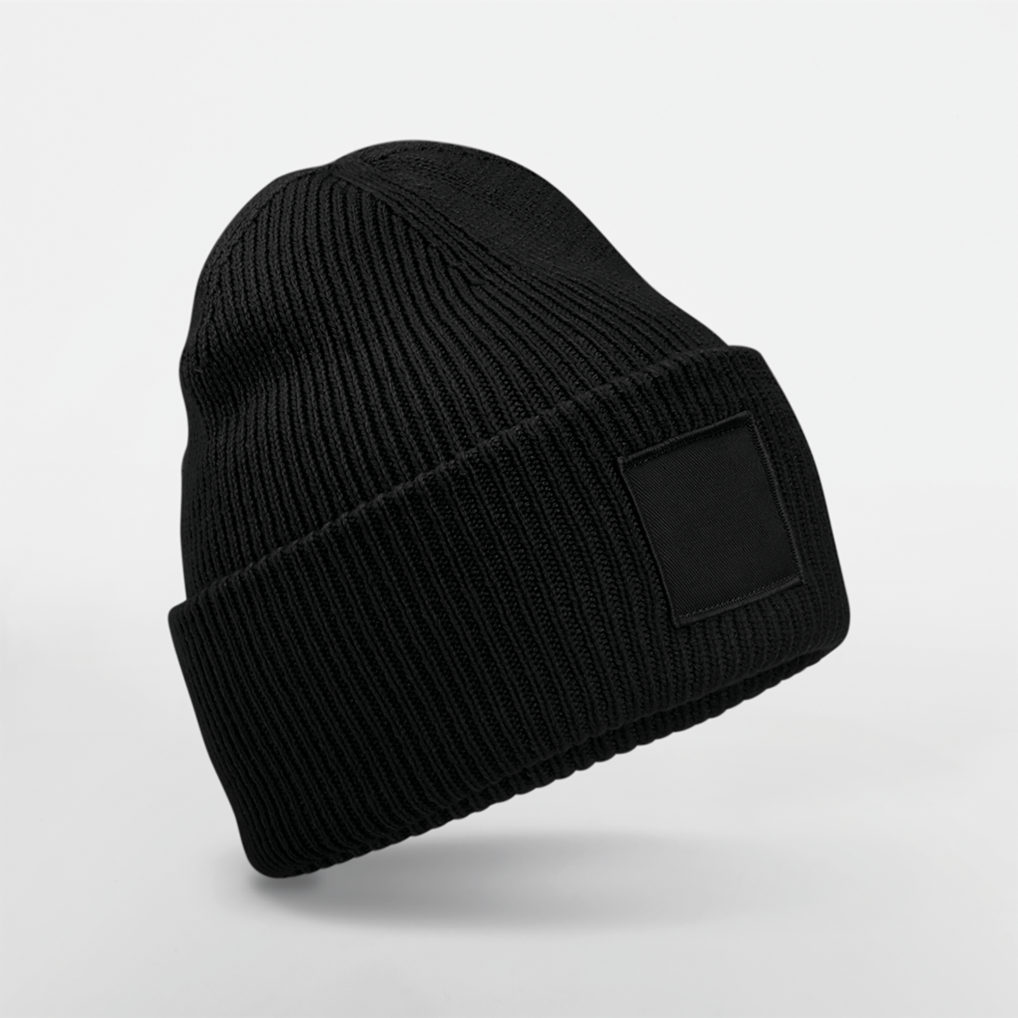 Beechfield® Muts met brede revers en toon-op-toon patch — Black